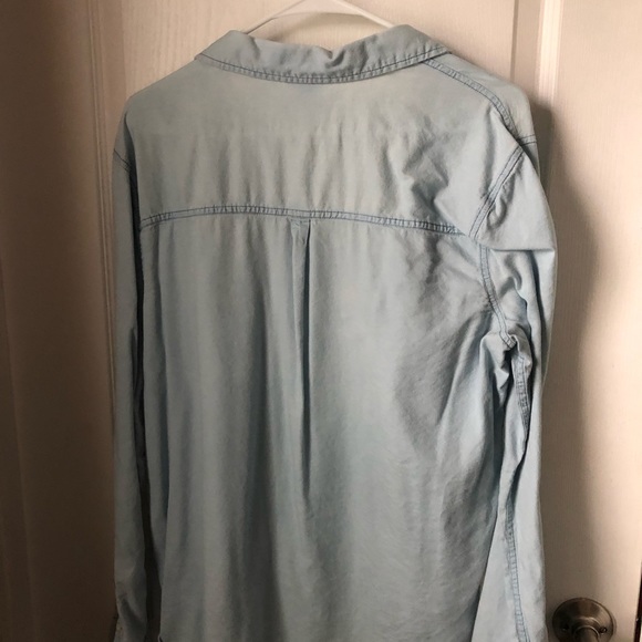 Women’s button down - Picture 2 of 3